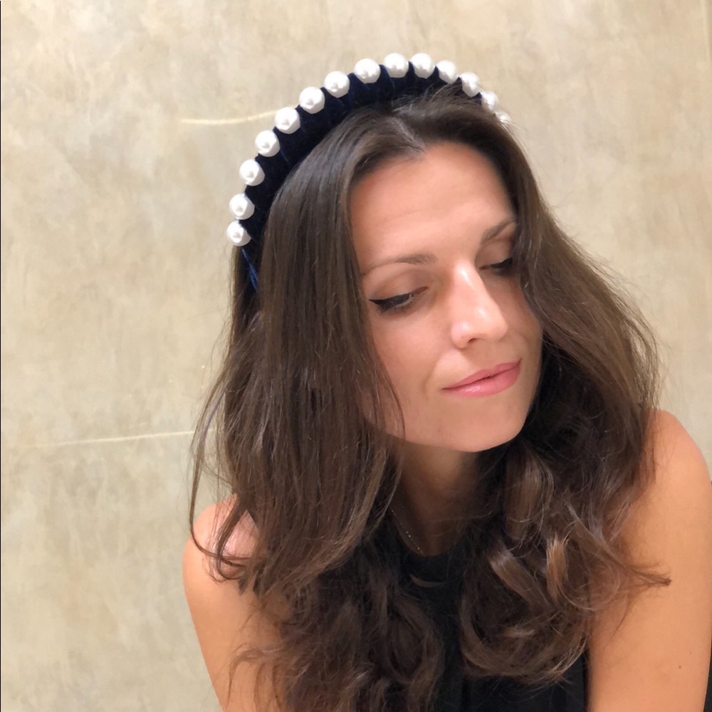 Braided Headband with pearls - Picture 3 of 7